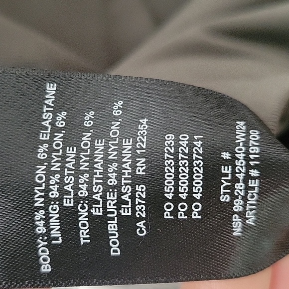 Contour Fixture BodysuitBody-hugging V-neck longsleeve bodysuit Size S - Picture 10 of 11